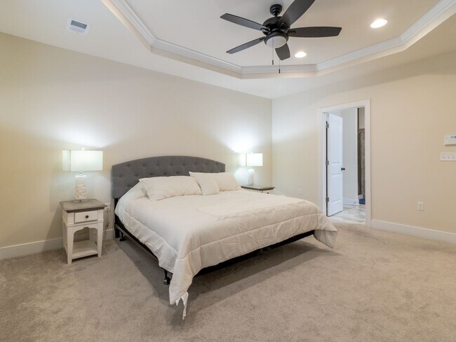 Building Photo - Spacious Furnished 4BR Townhome with First-Floor Owner’s Suite Near Rehoboth Beach - Sawgrass