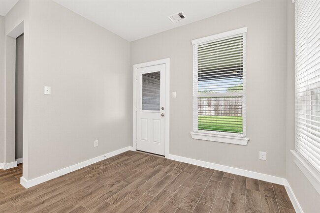 Building Photo - 2142 Reed Cave Ln