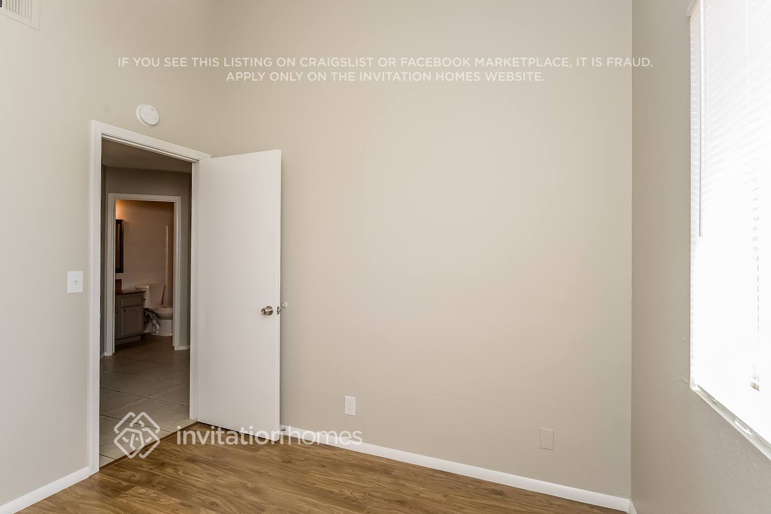 Building Photo - 3431 N Apache Cir