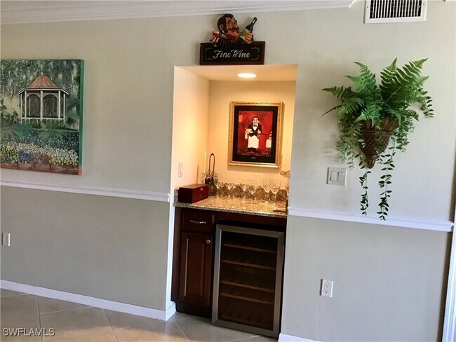 Building Photo - 440 Fox Haven Dr