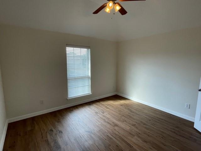 Building Photo - 1601 White Willow Ln