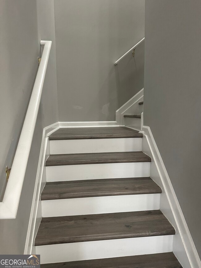 Building Photo - 7302 Wagon Wheel Ct