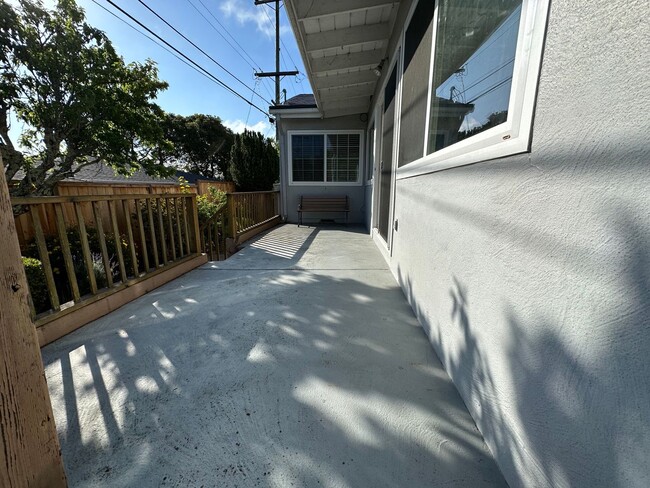 Building Photo - Excellent Millbrae Home