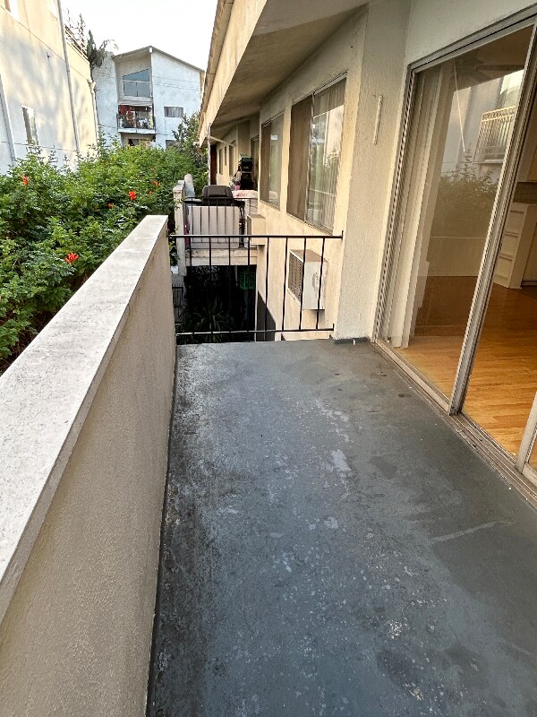 Building Photo - 1538 Detroit St