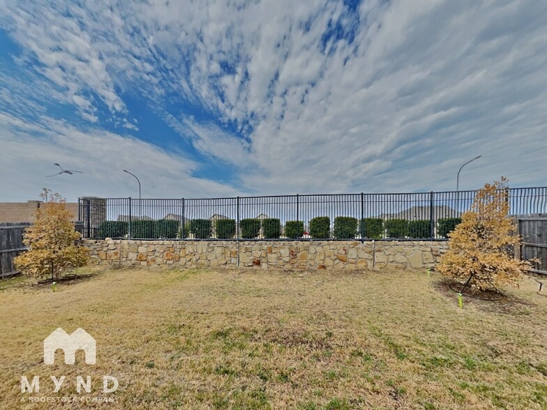 Building Photo - 14880 Gilley Ln