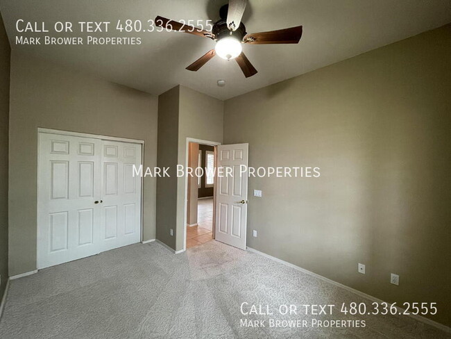 Building Photo - 17453 W Rock Ledge Rd