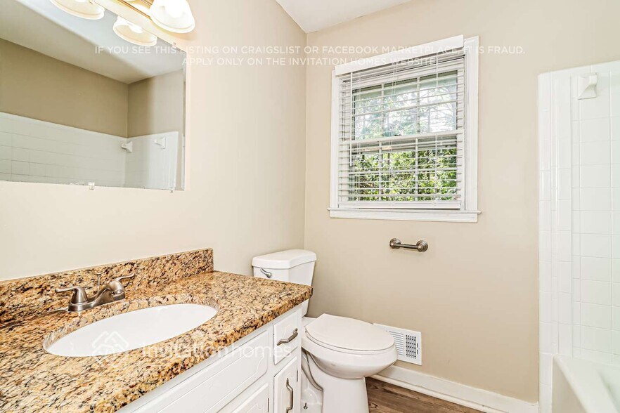 Building Photo - 2481 W Bridge Pl