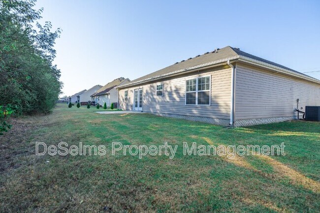 Building Photo - 1536 Passage Dr