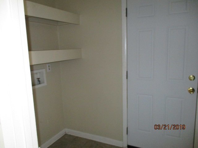 Building Photo - 621 Dover Rd