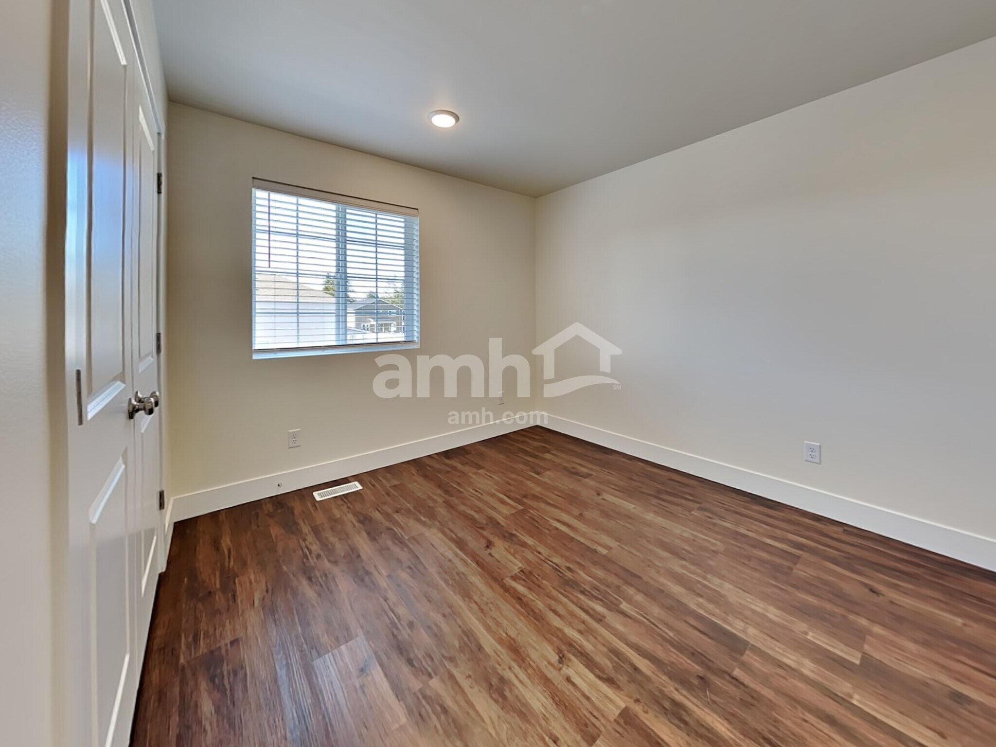 Building Photo - 342 Smith Dr