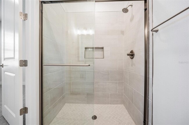 Building Photo - 6605 N Nebraska Ave