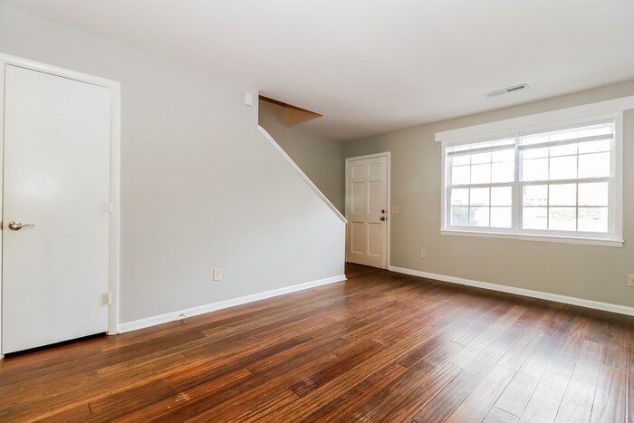 Building Photo - 845 Von Kolnitz Rd