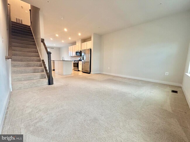 Building Photo - 5330 Witch Hazel Ln