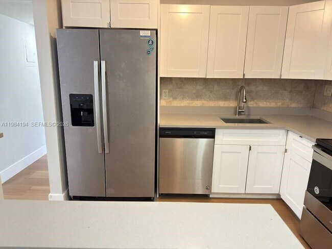 Building Photo - 4304 NW 9th Ave