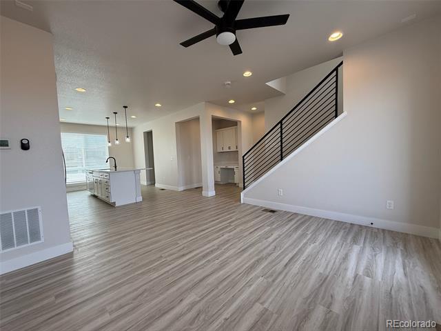 Building Photo - 12355 Farmview Ln