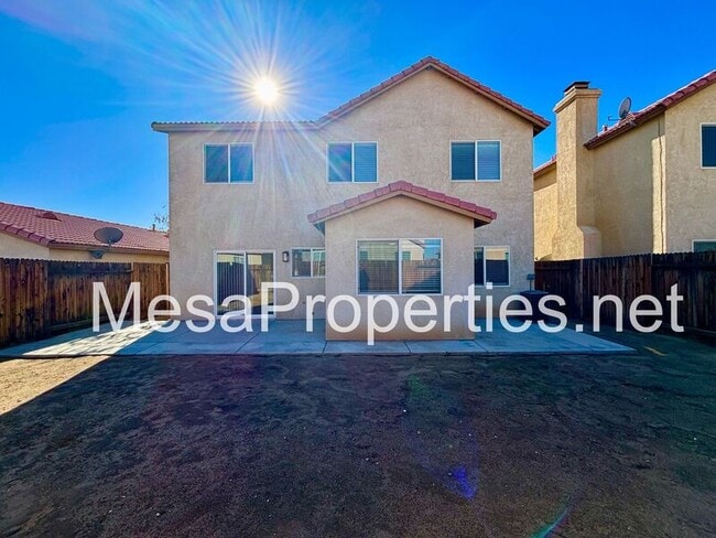 Building Photo - 16992 Lido Cir