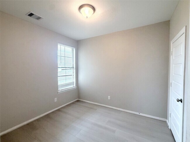 Building Photo - 23011 True Fortune Dr