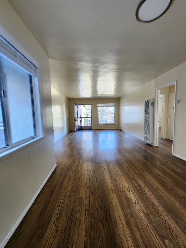 Building Photo - 7032 La Tijera Blvd