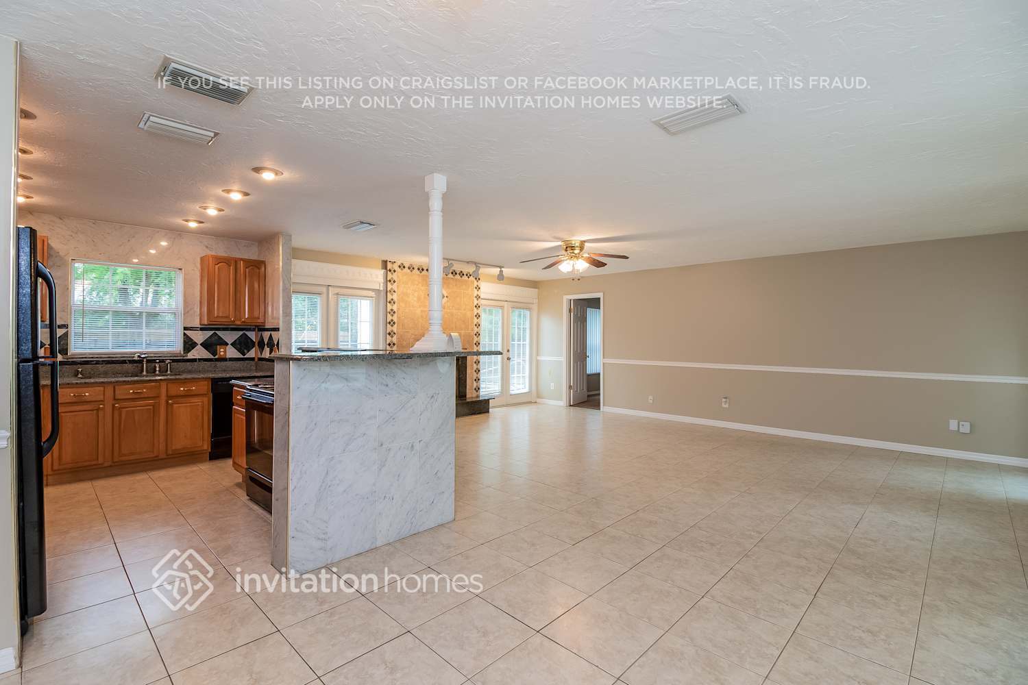 Building Photo - 1007 Ell Way