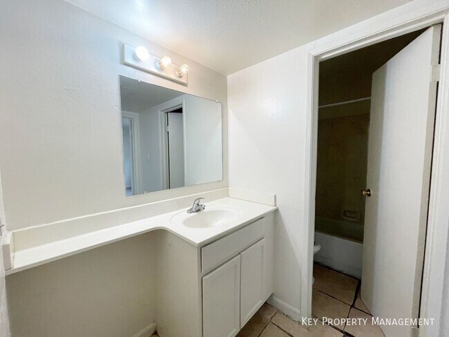 Building Photo - 1309 N 23rd St