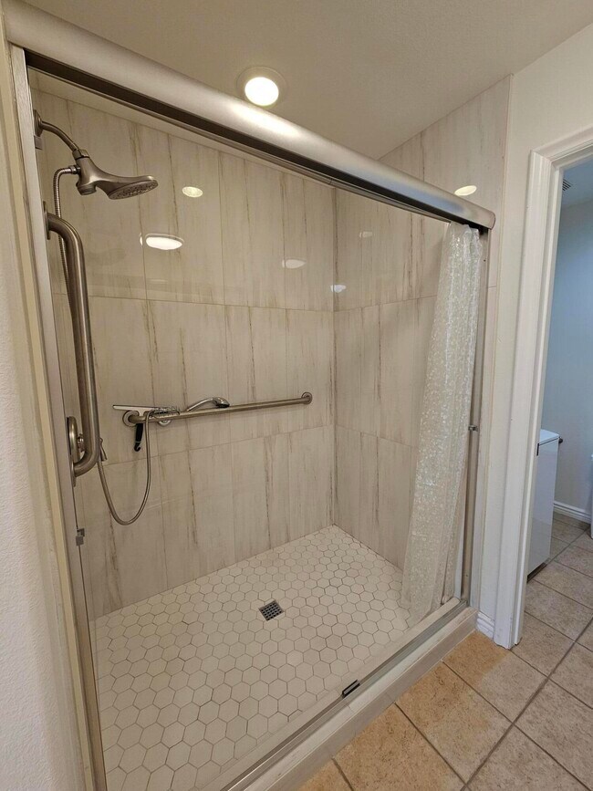 Building Photo - 45245 Seeley Dr