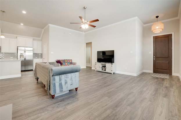 Building Photo - 725 Boardwalk Way