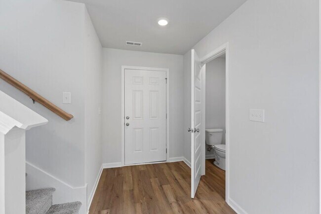 Building Photo - 14616 Ravenel Dr