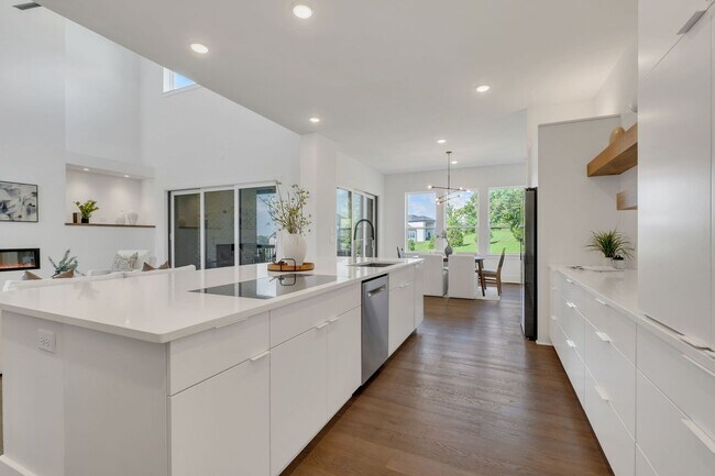 Building Photo - 6409 HIgh Top Ct