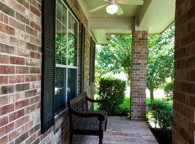 Building Photo - 14 Heron Hollow Ct
