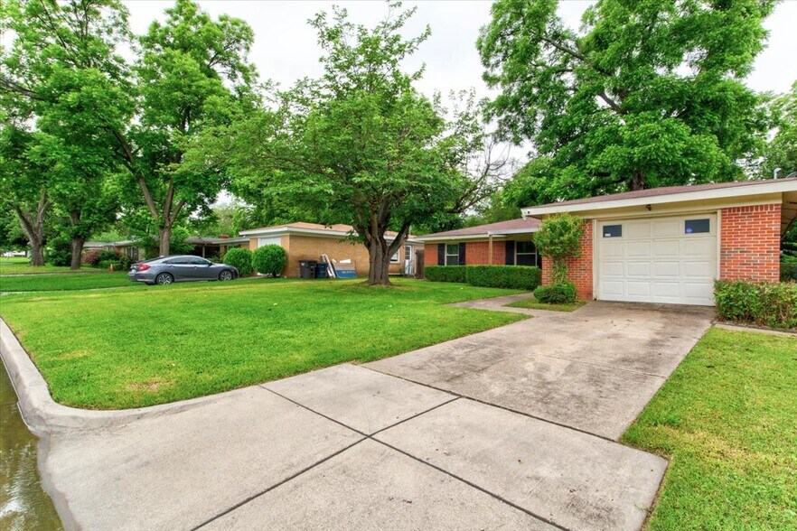 Building Photo - 3558 Winston Rd