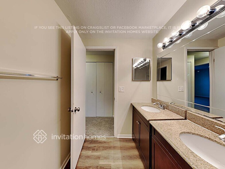 Building Photo - 136 Butternut Dr