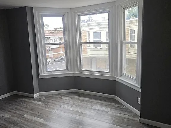 Building Photo - 5555 Crowson St