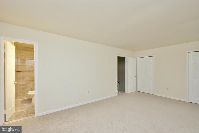 Building Photo - 7810 Lake Pleasant Dr