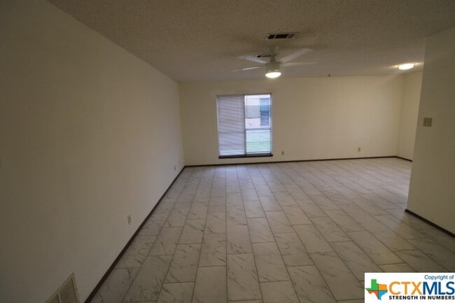 Building Photo - 1513 Missouri Ave