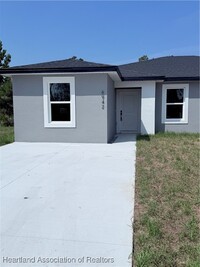 Building Photo - 6940 Dickinson Dr