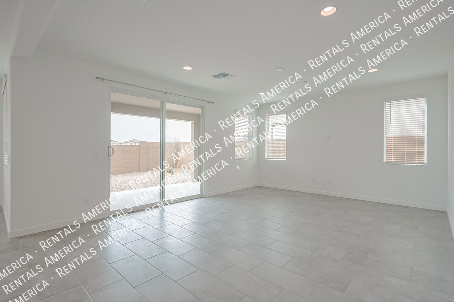 Building Photo - 11985 Calle de Pompas W