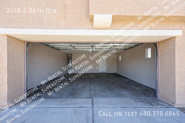 Building Photo - 2648 S 84th Gln