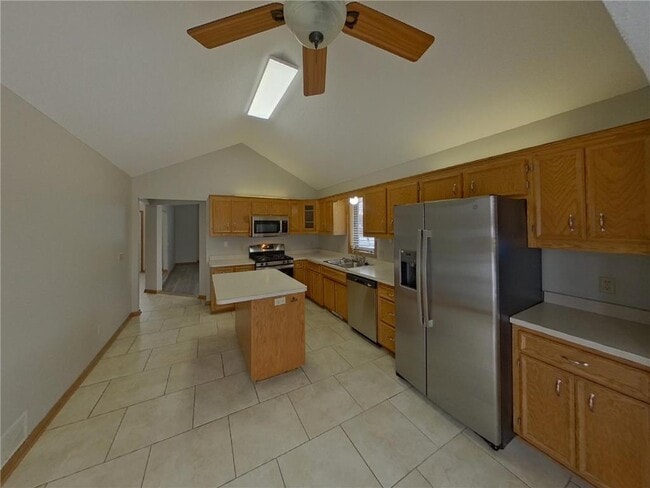 Building Photo - 17295 Hibiscus Ave