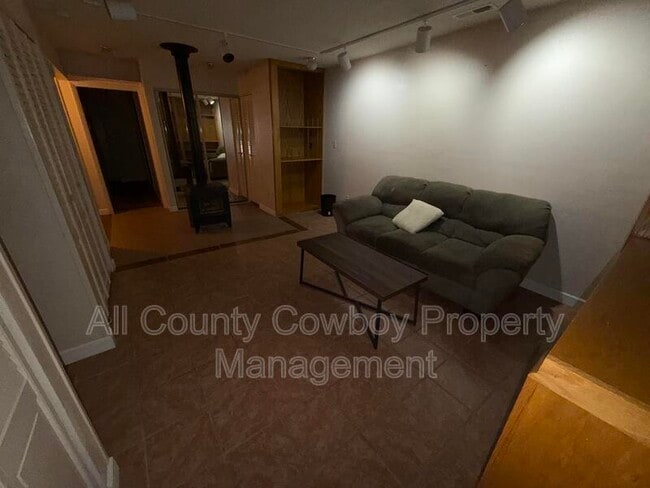 Building Photo - 1463 N 17th St