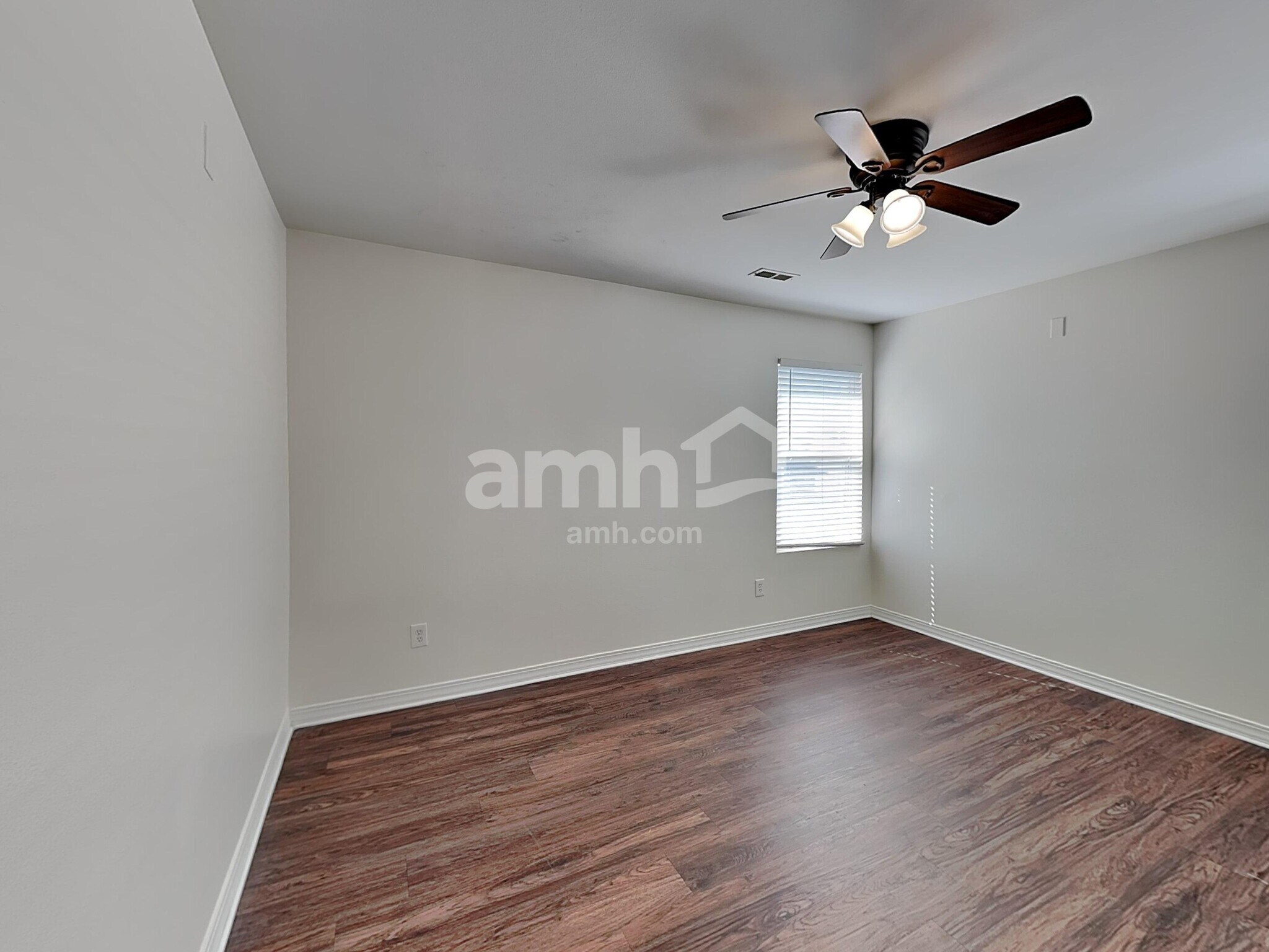 Building Photo - 793 E 2000 S