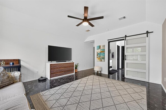 Building Photo - 13023 Porter Meadow Ln