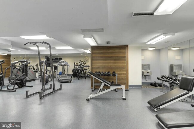 Building - Gym - 3701 S George Mason Dr