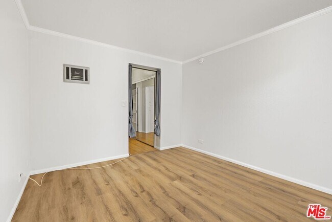 Building Photo - 1440 Veteran Ave