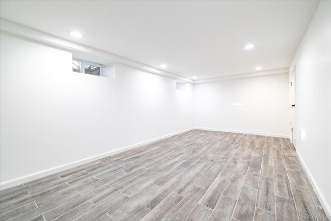 Building Photo - 5 Prospect St