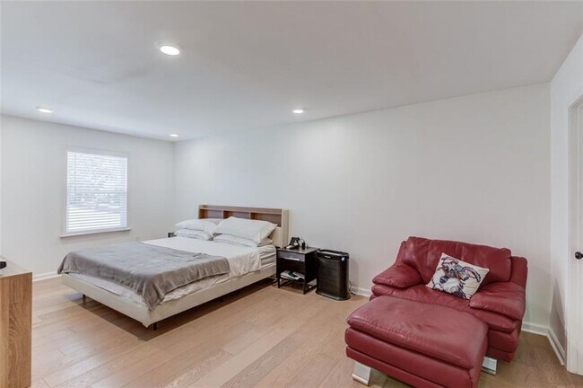 Building Photo - 3152 Westbrook Trace SW