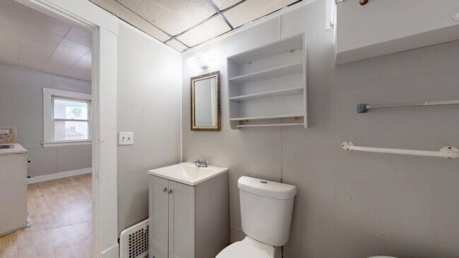 Building Photo - 3865 W 16th St