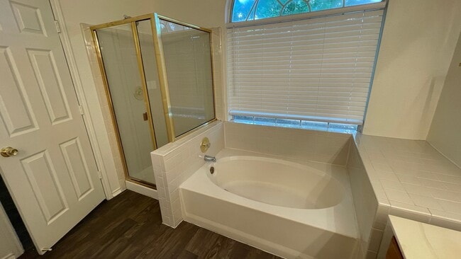 Building Photo - Nice Single Story in Waterford Oaks-Cedar Hill