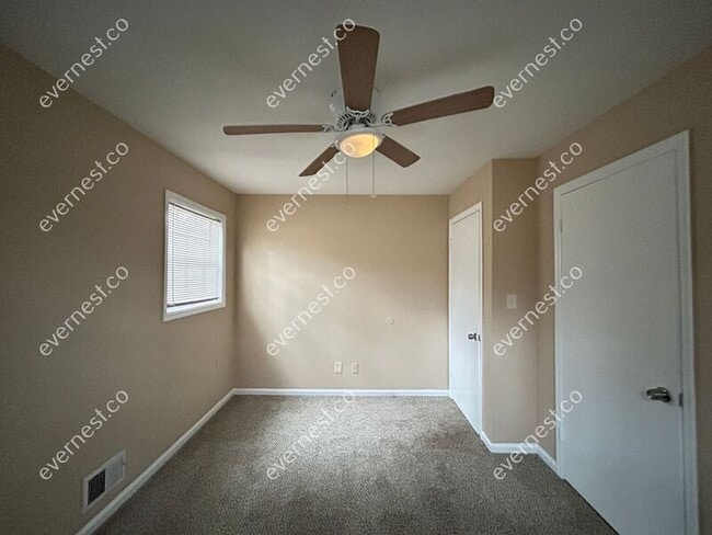 Building Photo - 3780 Cedar Hurst Way