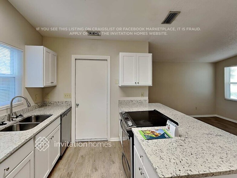 Building Photo - 7433 Betty St