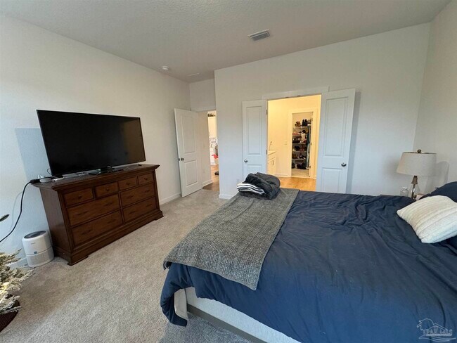 Building Photo - 6330 Buckthorn Cir